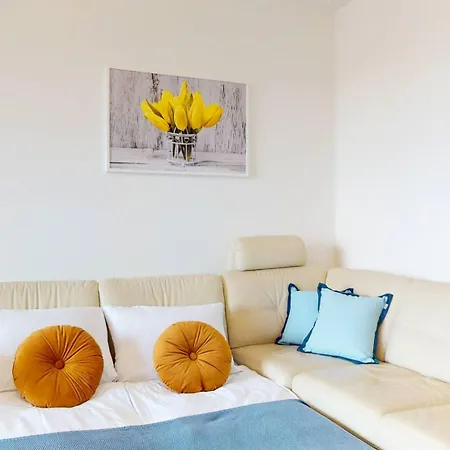 Apartment Flora Ursynow 2 Bedrooms & Parking Warsaw
