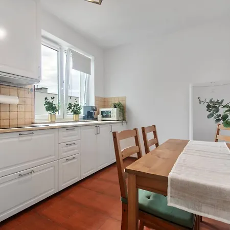 Flora Ursynow 2 Bedrooms & Parking Апартаменты