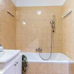 Flora Ursynow 2 Bedrooms & Parking Apartament