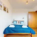 Flora Ursynow 2 Bedrooms & Parking * Warszawa