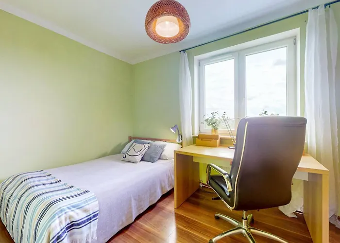 Flora Ursynow 2 Bedrooms & Parking *