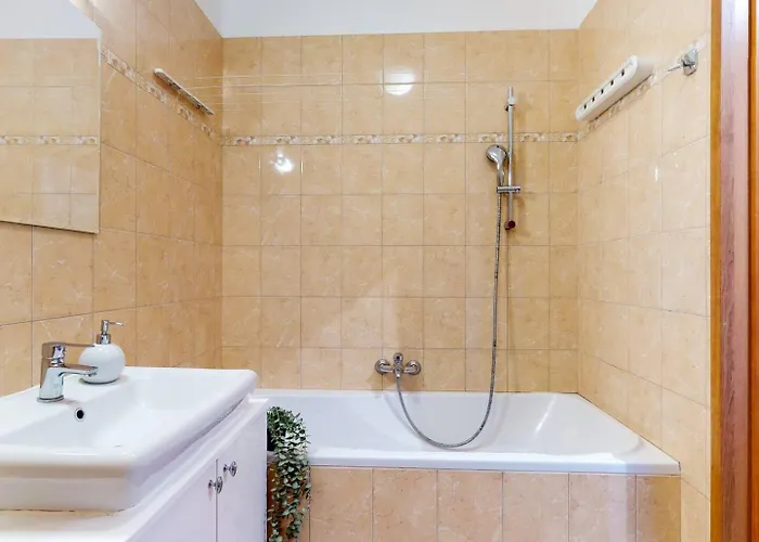 Flora Ursynow 2 Bedrooms & Parking Διαμέρισμα