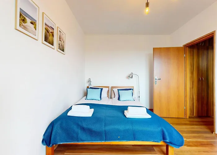 Flora Ursynow 2 Bedrooms & Parking * Βαρσοβία